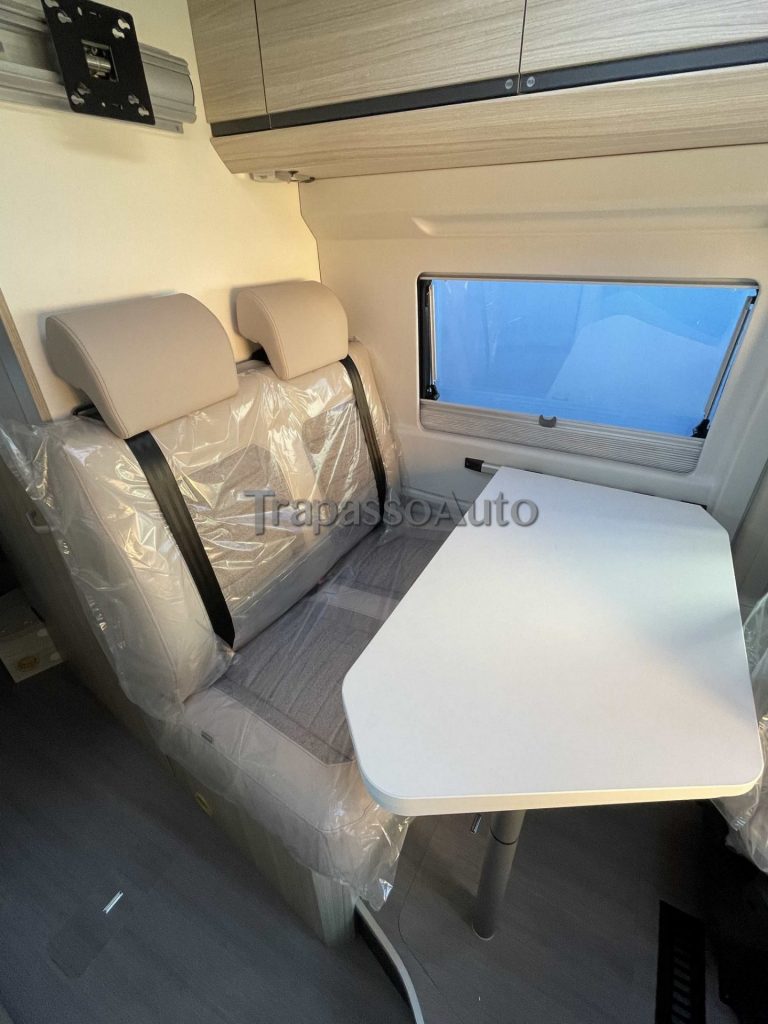 ADRIA TWIN AXESS 600 SP camper sardegna (36)