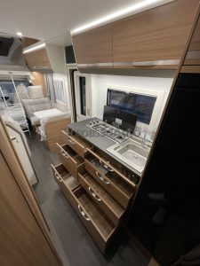Adria Coral XL 670 DK Camper Sardegna TrapassoAuto (25)