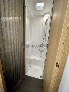 Adria Matrix 670 SC letto nautico Camper Sardegna (21)