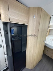 Adria Matrix 670 SC letto nautico Camper Sardegna (9)