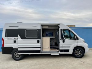 Adria Twin Plus 600 SPB (2)