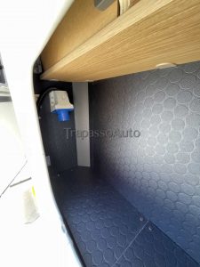 CAMPER MOTORHOME ADRIA SONIC PLUS 700 SL (23)