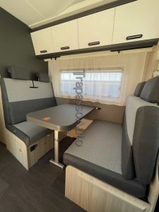 Sun Living serie A 75 DP Camper mansardato Sardegna (22)