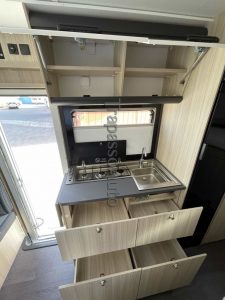 Sun Living serie A 75 DP Camper mansardato Sardegna (27)