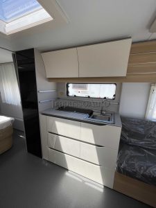 caravan nuova Adria Adora 613 UT Roulotte in pronta consegna (37)