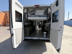 camper puro Adria Twin Supreme 640 SGX 160 Cv9