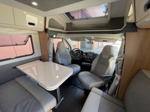 Camper semintegrale usato Sardegna SUn Living S 70 SP (14)