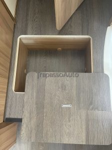 Camper semintegrale usato Sardegna SUn Living S 70 SP (33)