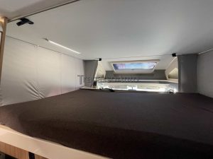 Camper semintegrale usato Sardegna SUn Living S 70 SP (50)