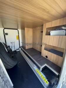 Camper semintegrale usato Sardegna SUn Living S 70 SP (60)