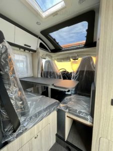 CAMPER COMPATTO SEMINTEGRALE SUN LIVING C 60 SP PRONTA CONSEGNA (19)