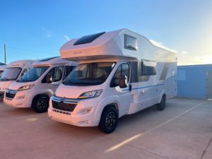 Sun Living serie A 75 DP Camper mansardato Sardegna (10)