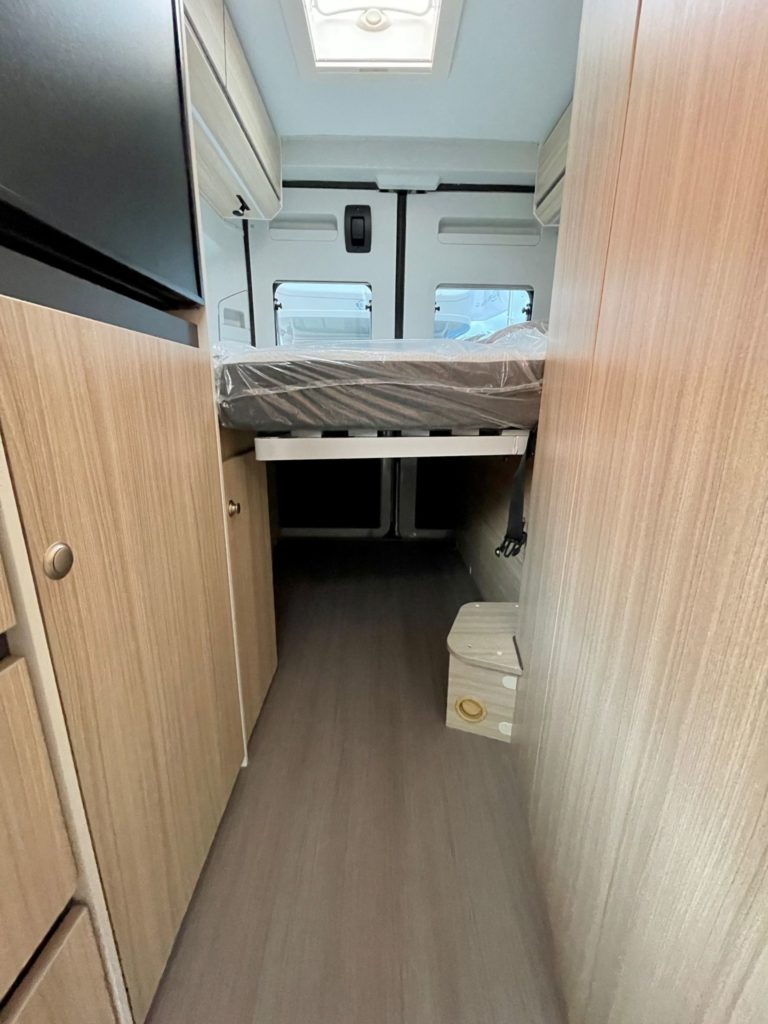 ADRIA TWIN AXESS 600 SP camper sardegna . (18)