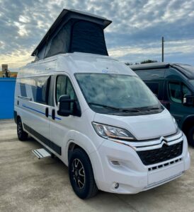 CAMPER VAN SUN LIVING V 60 SP TENT TOP IN VENDITA DA TRAPASSOAUTO IN SARDEGNA (38)