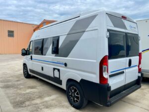 CAMPER VAN SUN LIVING V 60 SP TENT TOP IN VENDITA DA TRAPASSOAUTO IN SARDEGNA (4)