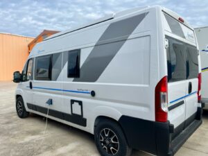 CAMPER VAN SUN LIVING V 60 SP TENT TOP IN VENDITA DA TRAPASSOAUTO IN SARDEGNA (8)