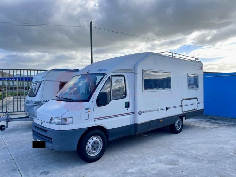 Camper usato Sardegna Arca Arcadia 4.3 in vendita da TrapassoAuto (1)