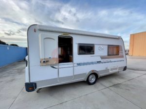 Nuova Caravan Knaus SportWind 450 FU in vendita e in pronta consegna da TrapassoAuto a Porto Torres. Una roulotte unica (8)