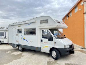 camper usato garantito C.I.Riviera GT camper mansardato in vendita da TrapassoAuto (2)