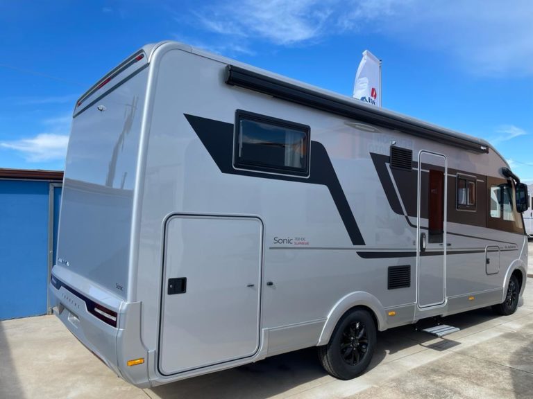 Adria Sonic Supreme 700 DC Camper Sardegna motorhome . (12)