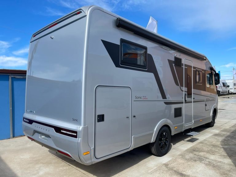 Adria Sonic Supreme 700 DC Camper Sardegna motorhome . (13)