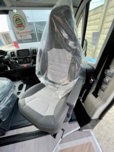 Adria Twin Plus 600 SPB 6 (19)