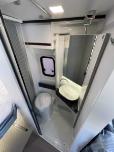 ADRIA TWIN SPORT 640 SGX TETTO A SOFFIETTO TRAPASSOAUTO SARDEGNA (74)