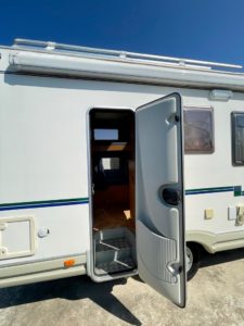 Camper usato Sardegna Mc Louis Glen 360 (10)