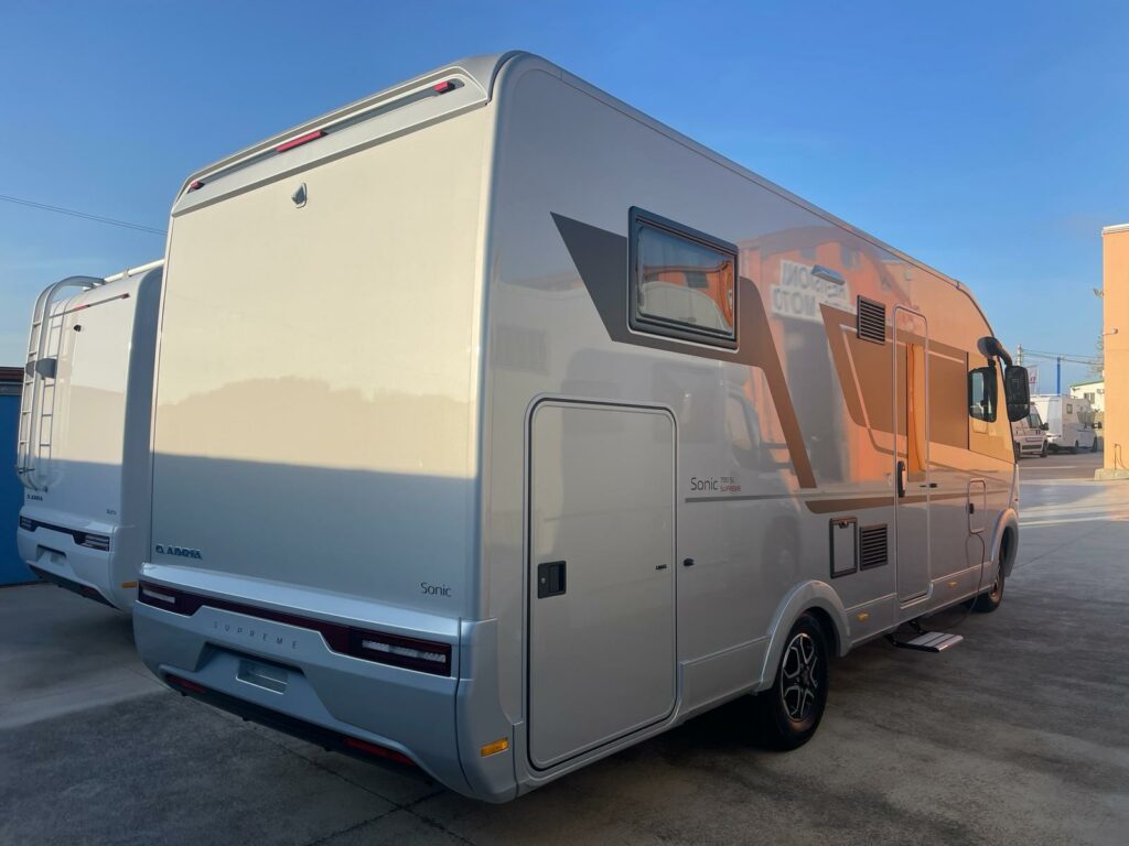 Adria Sonic Supreme 700 SL In vednita TrapassoAuto Motorhome Sardegna (2)