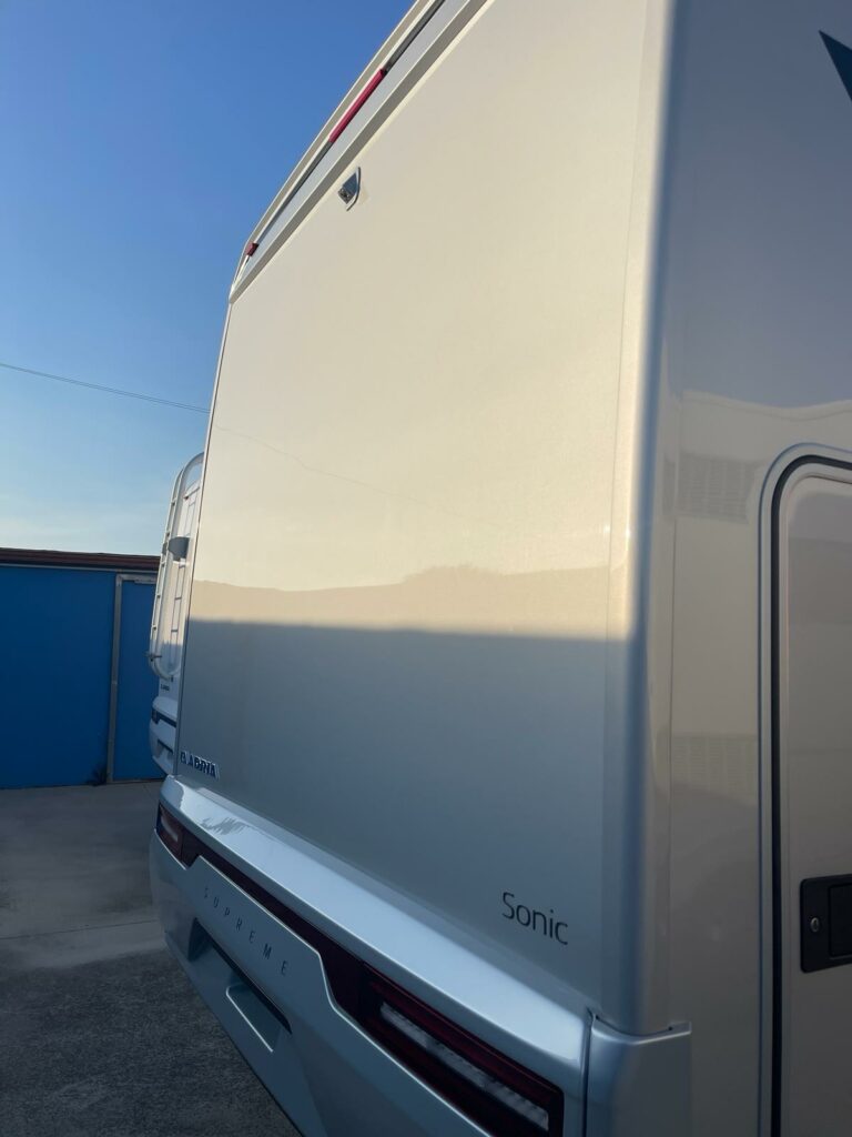 Adria Sonic Supreme 700 SL In vednita TrapassoAuto Motorhome Sardegna (7)