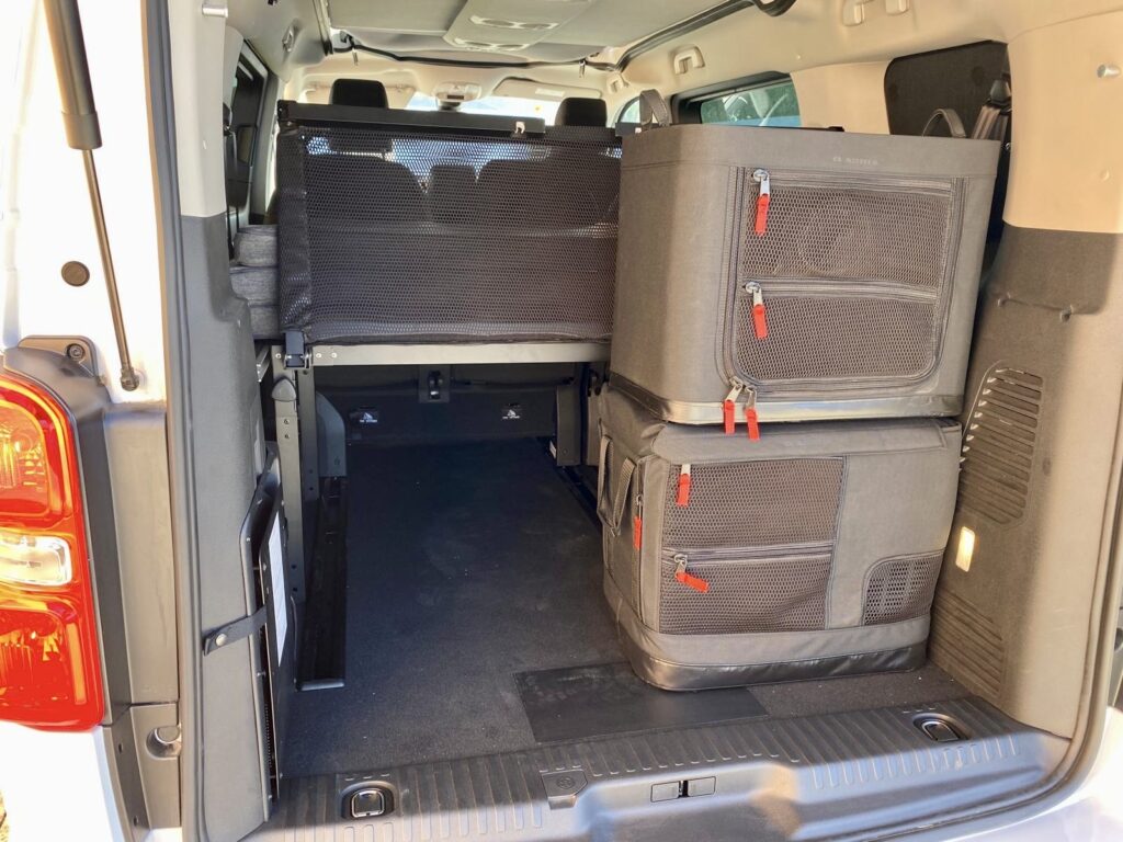camper van furgonato adria mode con tetto a soffietto21