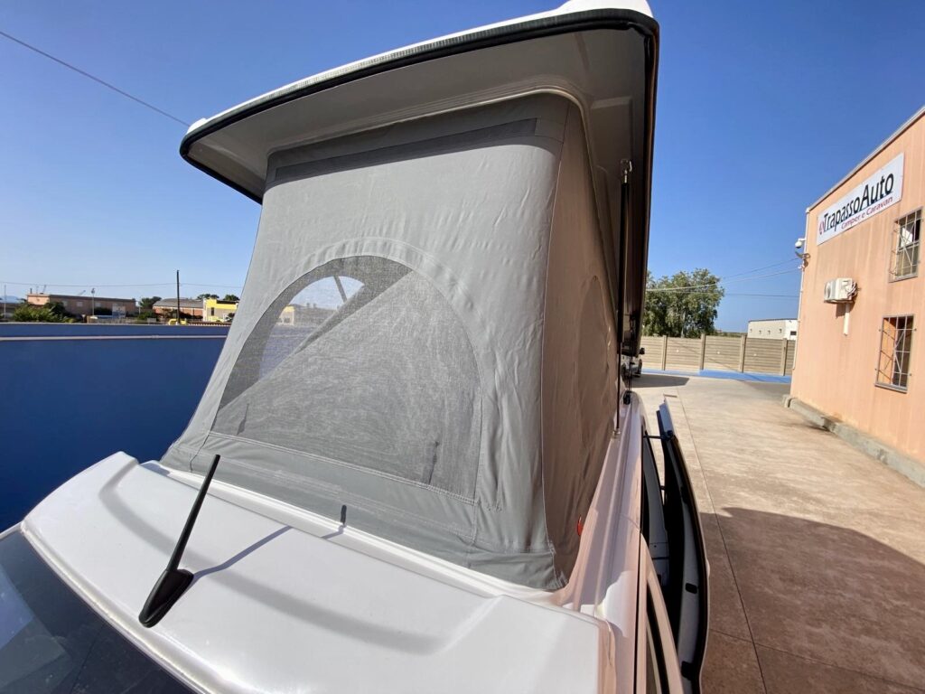 camper van furgonato adria mode con tetto a soffietto22