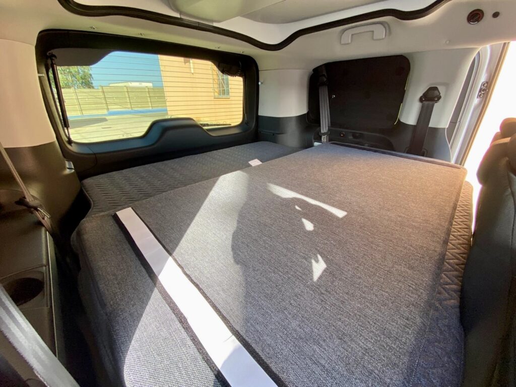 camper van furgonato adria mode con tetto a soffietto6