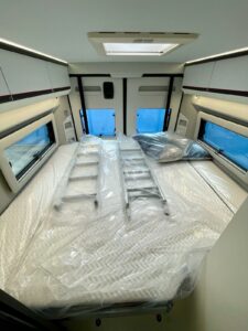 Camper van Adria Twin Sports 640 SgX con tetto a soffietto in vendita da TrapassoAuto (32)