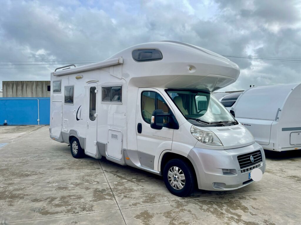 Camper mansardato usato C.I. Mizar Garage Top Class Sardegna pronta consegna (1)