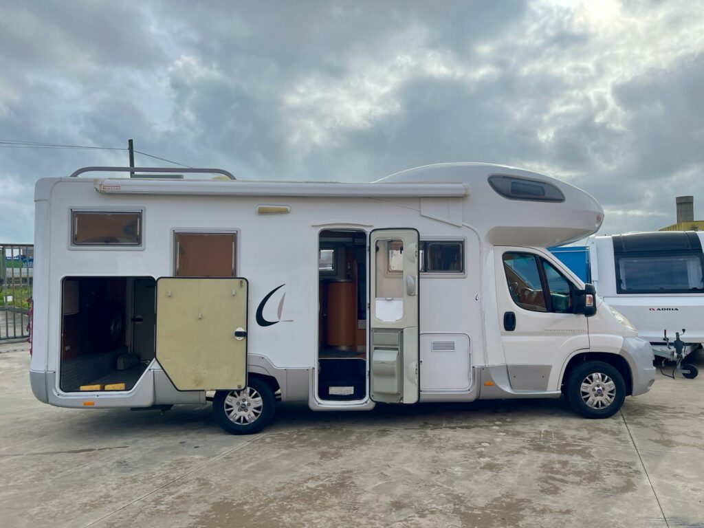 Camper mansardato usato C.I. Mizar Garage Top Class Sardegna pronta consegna (5)