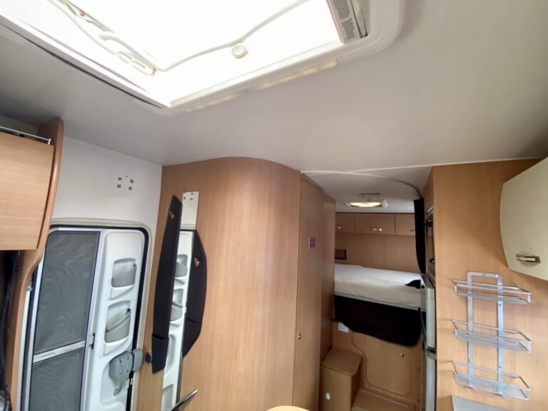 CAMPER USATO Challenger Genesis 51 SARDEGNA TRAPASSOAUTO8