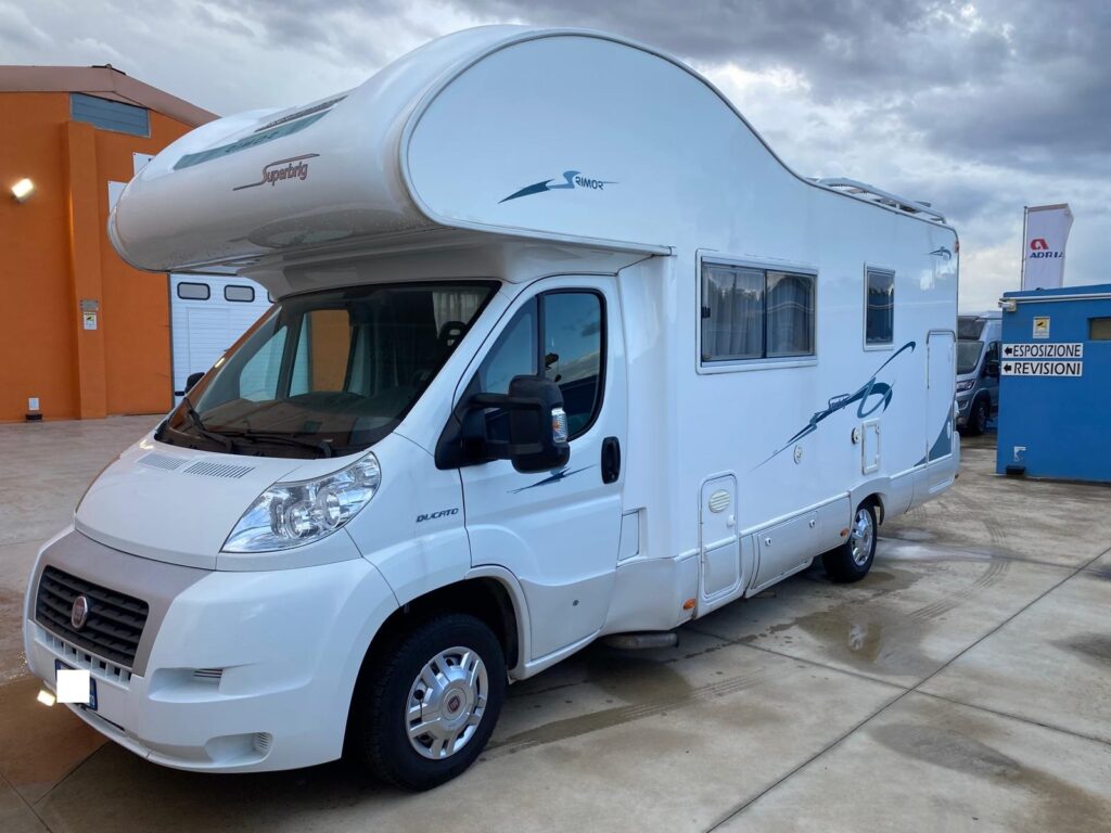 CAMPER USATO RIMOR SUPERBRIG 689 TC1