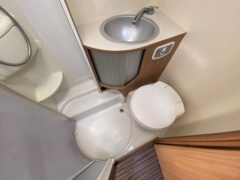 WhatsApp Image 2025-10-09 at 14.47.45 (7)